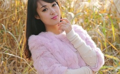 张津瑜落地窗9分多钟付费